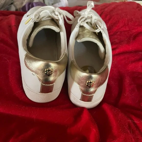 Michael Kors sneakers - Picture 3 of 3